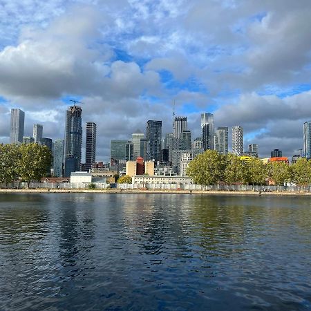 Canary Wharf Haven - Spacious & Homely Entire 1 Bedroom Flat Londra Dış mekan fotoğraf